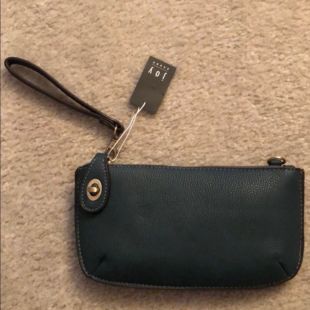 Joy Susan Wristlet in Metallic Turquoise